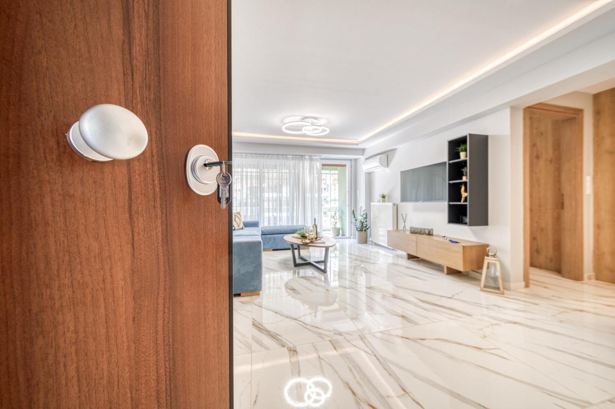 Athens Riviera, Seaview, Beachfront, Lux Apartment On Starbucks Building Экстерьер фото